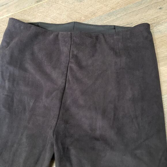Lysse Black Crushed Velvet Pull On High Rise Stretchy Ankle Pants Size Medium - Picture 5 of 12